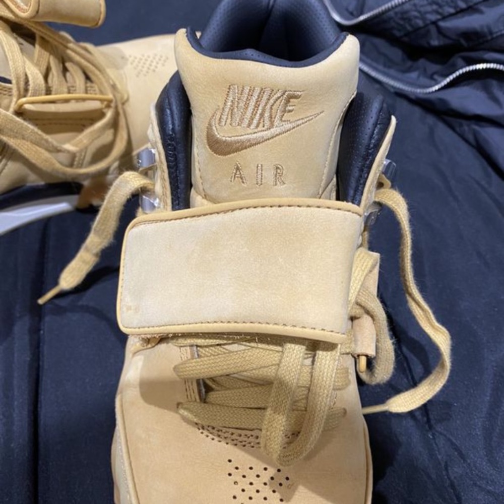 COPY - Nike shoes